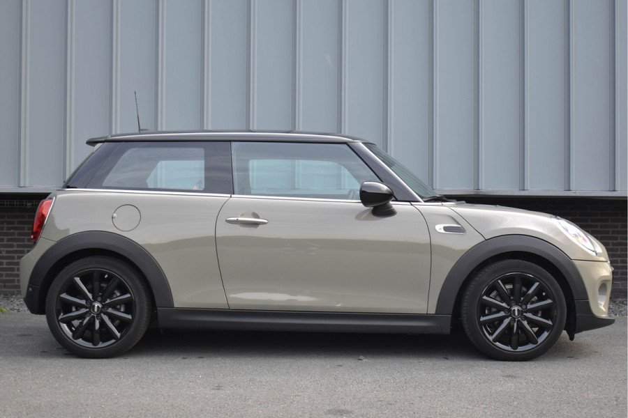 MINI 3-deurs 1.5 Cooper Chili | Xenon | Carplay | Navi | Sportstoelen