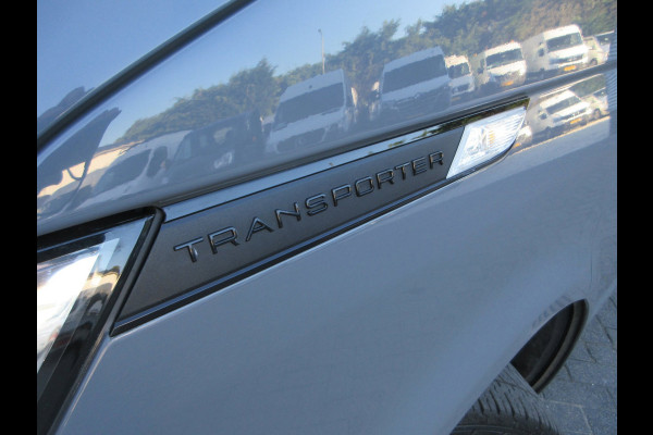 Volkswagen Transporter 2.0 tdi, L1, Airco, 3-Zits, Cruisecontrol, Imperaal, PDC.