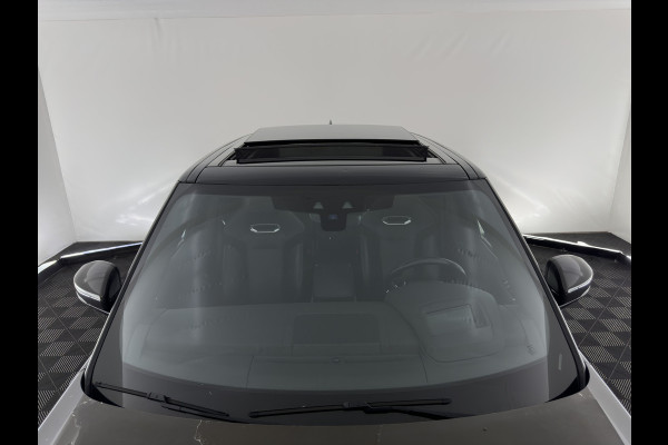 Land Rover Range Rover Sport 5.0 V8 SC SVR Aut. *PANO | LEATHER | MATRIX-LED | HEAD-UP | CARBON | ADAPTIVE-CRUISE | MEMORY-PACK | MERIDIAN-AUDIO | BLINDSPOT | TOPVIEW | DIGI-COCKPIT | HEATED-SPORTSEATS | PRIVACY-GLASS | SHIFTPADDLES |