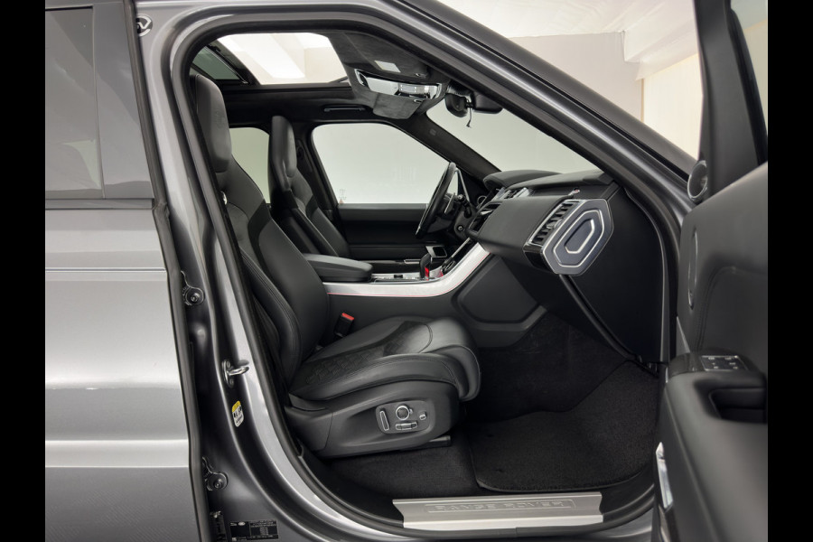 Land Rover Range Rover Sport 5.0 V8 SC SVR Aut. *PANO | LEATHER | MATRIX-LED | HEAD-UP | CARBON | ADAPTIVE-CRUISE | MEMORY-PACK | MERIDIAN-AUDIO | BLINDSPOT | TOPVIEW | DIGI-COCKPIT | HEATED-SPORTSEATS | PRIVACY-GLASS | SHIFTPADDLES |