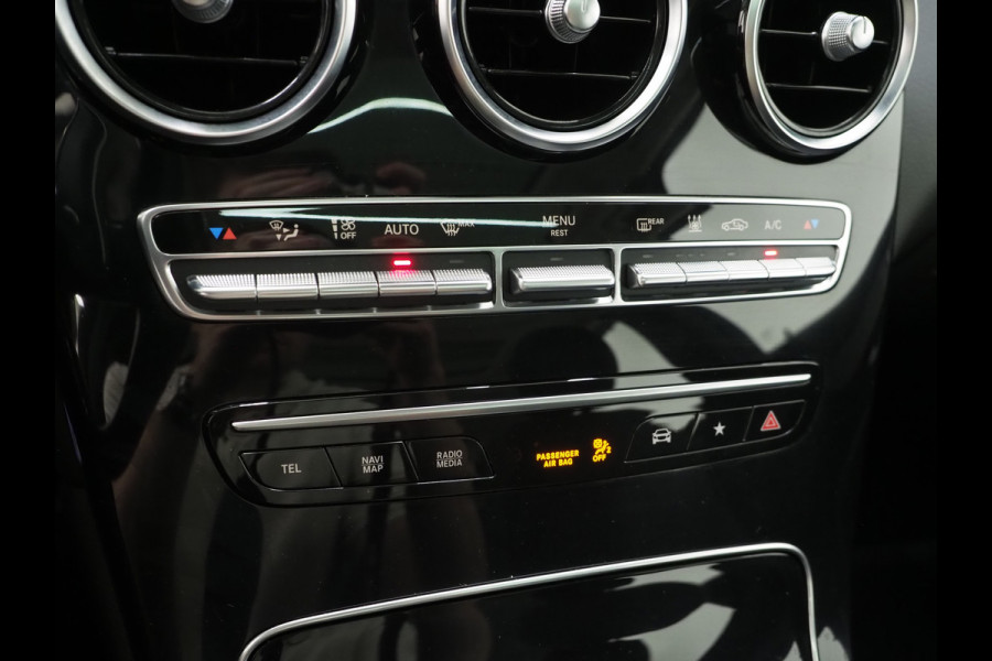 Mercedes-Benz GLC 300e 4MATIC Premium Plus | Panoramadak | Trekhaak | Massage | Leder | Stoelkoeling | Sfeerlicht | Carplay
