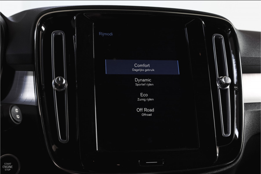 Volvo XC40 1.5 T3 Business Pro 164 PK | Elek. Trekhaak | Dig. Cockpit | Adapt. Cruise | PDC | NAV + App. Connect | ECC | Elek. Klep | LM 18" |