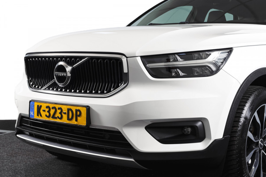 Volvo XC40 1.5 T3 Business Pro 164 PK | Elek. Trekhaak | Dig. Cockpit | Adapt. Cruise | PDC | NAV + App. Connect | ECC | Elek. Klep | LM 18" |