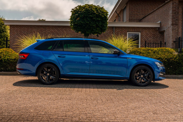 Škoda Superb Combi 1.4 TSI iV Sportline Business 218 PK Elek.Trekhaak Keyless ACC Camera 18''