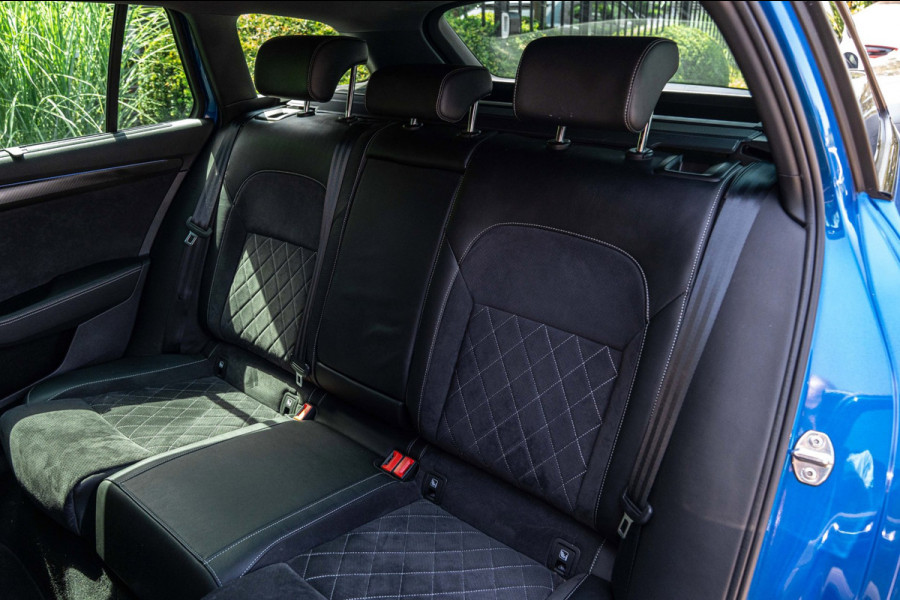 Škoda Superb Combi 1.4 TSI iV Sportline Business 218 PK Elek.Trekhaak Keyless ACC Camera 18''