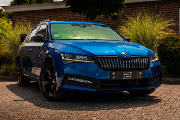 Škoda Superb Combi 1.4 TSI iV Sportline Business 218 PK Elek.Trekhaak Keyless ACC Camera 18''