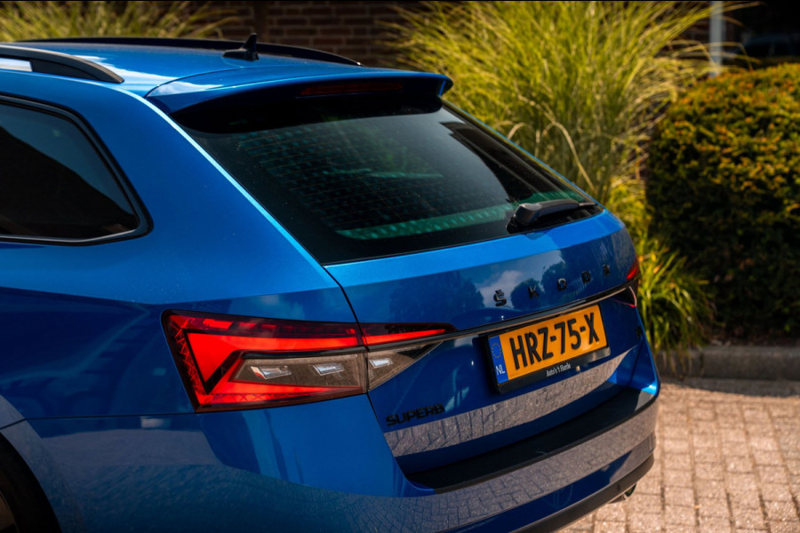 Škoda Superb Combi 1.4 TSI iV Sportline Business 218 PK Elek.Trekhaak Keyless ACC Camera 18''