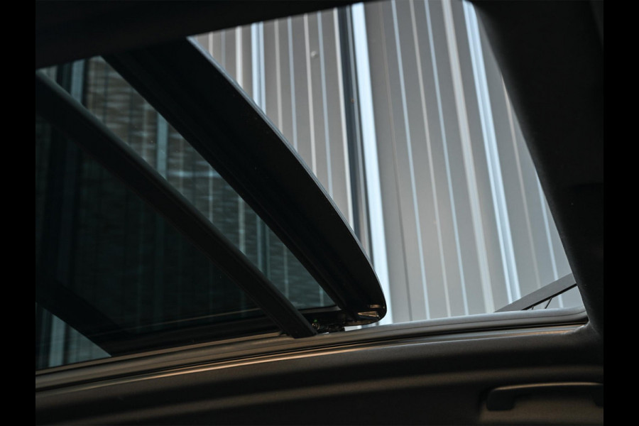 BMW X5 xDrive50e M-Sport Pro | Panoramadak | NL-Auto | Dealer Onderhouden | 360 Camera | Active Cruise | HUD | Harman/Kardon | Stoelverwarming + Ventilatie | Luchtvering | BMW Gesture Control | Memory Seats |