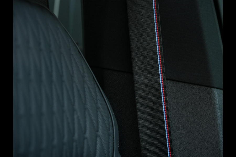 BMW X5 xDrive50e M-Sport Pro | Panoramadak | NL-Auto | Dealer Onderhouden | 360 Camera | Active Cruise | HUD | Harman/Kardon | Stoelverwarming + Ventilatie | Luchtvering | BMW Gesture Control | Memory Seats |