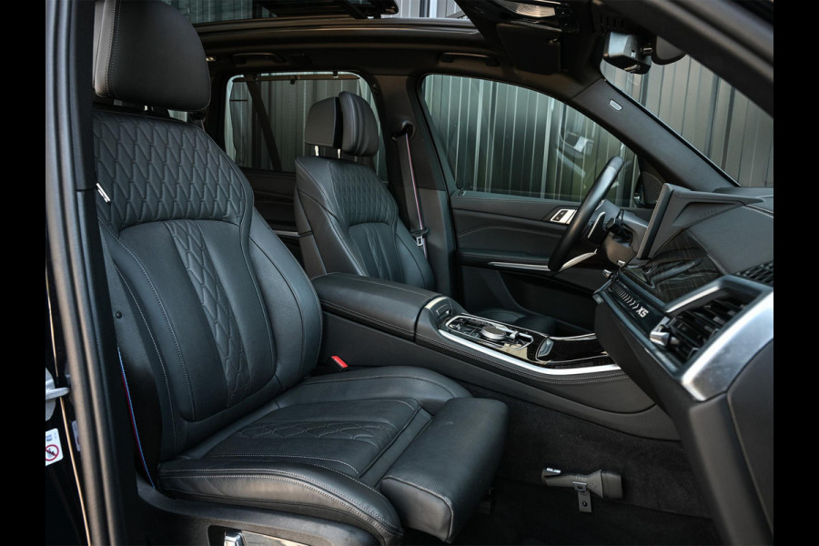 BMW X5 xDrive50e M-Sport Pro | Panoramadak | NL-Auto | Dealer Onderhouden | 360 Camera | Active Cruise | HUD | Harman/Kardon | Stoelverwarming + Ventilatie | Luchtvering | BMW Gesture Control | Memory Seats |