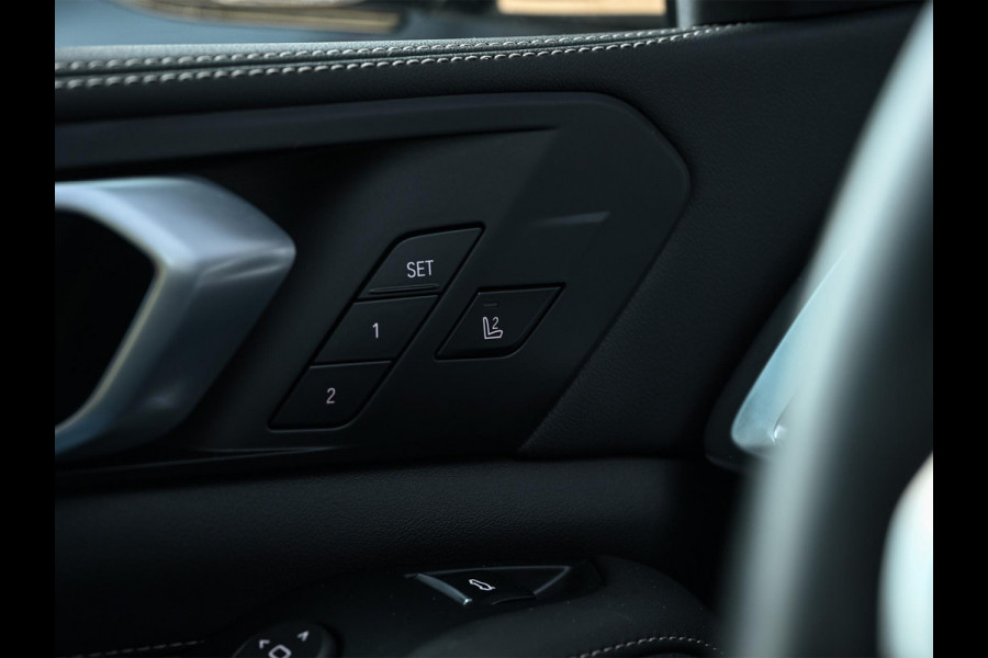 BMW X5 xDrive50e M-Sport Pro | Panoramadak | NL-Auto | Dealer Onderhouden | 360 Camera | Active Cruise | HUD | Harman/Kardon | Stoelverwarming + Ventilatie | Luchtvering | BMW Gesture Control | Memory Seats |