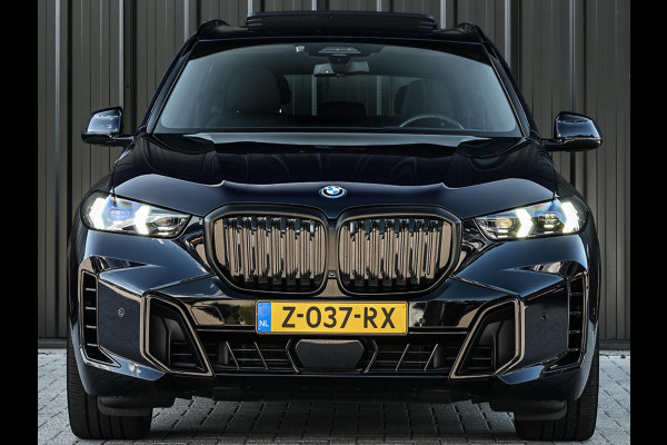 BMW X5 xDrive50e M-Sport Pro | Panoramadak | NL-Auto | Dealer Onderhouden | 360 Camera | Active Cruise | HUD | Harman/Kardon | Stoelverwarming + Ventilatie | Luchtvering | BMW Gesture Control | Memory Seats |