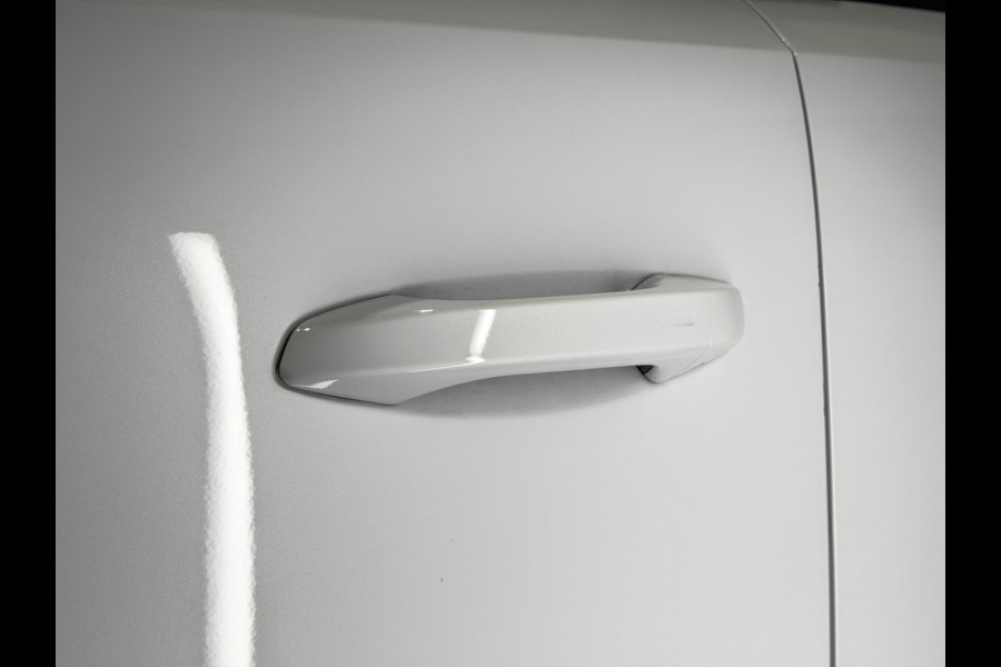 Peugeot E-3008 Allure 73 kWh | Apple Carplay/Android Auto | Camera