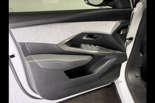 Peugeot E-3008 Allure 73 kWh | Apple Carplay/Android Auto | Camera