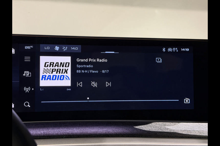 Peugeot E-3008 Allure 73 kWh | Apple Carplay/Android Auto | Camera