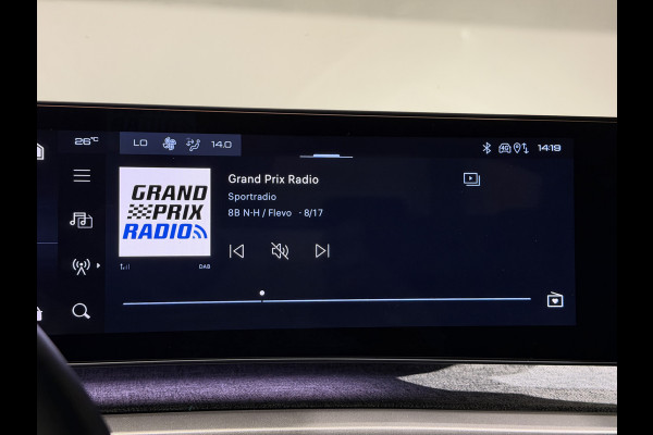 Peugeot E-3008 Allure 73 kWh | Apple Carplay/Android Auto | Camera