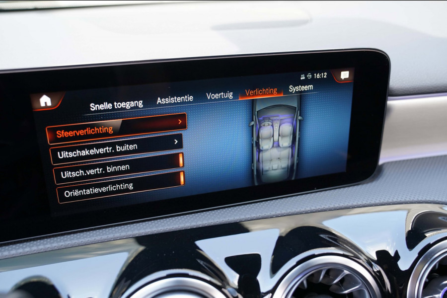 Mercedes-Benz A-Klasse 200 Business Solution AMG|Prijs rijklaar incl. 12 mnd garantie|Schuif/kanteldak Carplay PDC DAB Camera LED