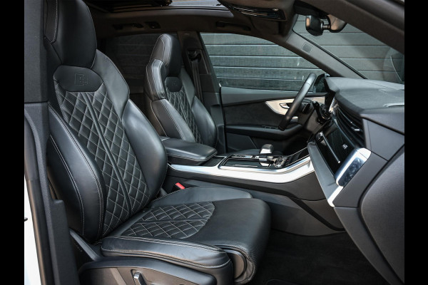 Audi Q8 55 TFSI quattro Pro Line Plus | Panoramadak | Night-Vision | Achterasbesturing | HUD | Luchtvering | B&O | Stoelmassage + Ventilatie | Camera | Soft-Close | Ambiance Interieur | Adaptive Cruise |
