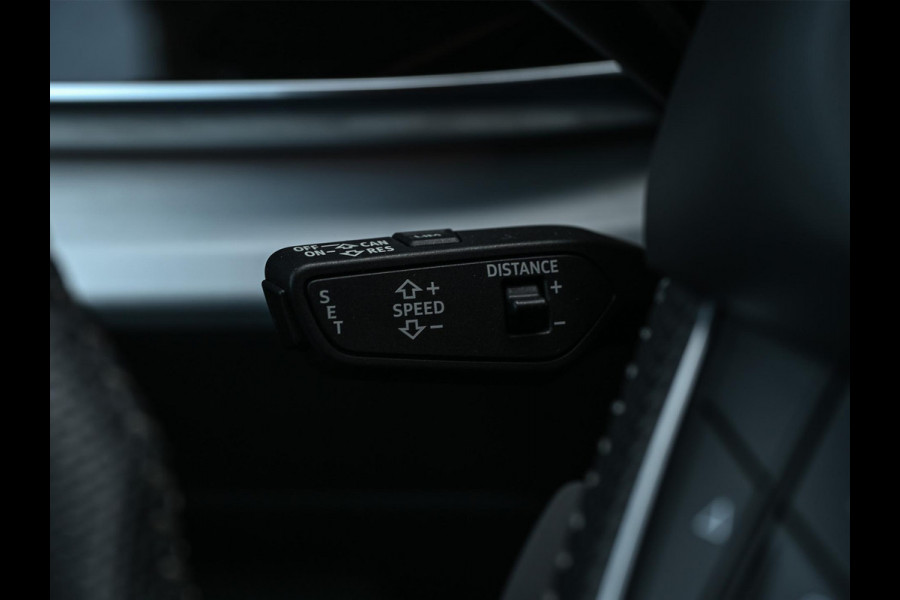 Audi Q8 55 TFSI quattro Pro Line Plus | Panoramadak | Night-Vision | Achterasbesturing | HUD | Luchtvering | B&O | Stoelmassage + Ventilatie | Camera | Soft-Close | Ambiance Interieur | Adaptive Cruise |