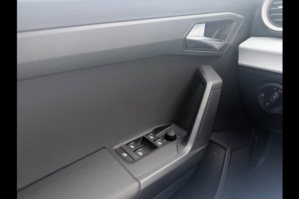 Seat Ibiza 1.0 EcoTSI Style Business Connect| Carplay | Stoelverwarming |