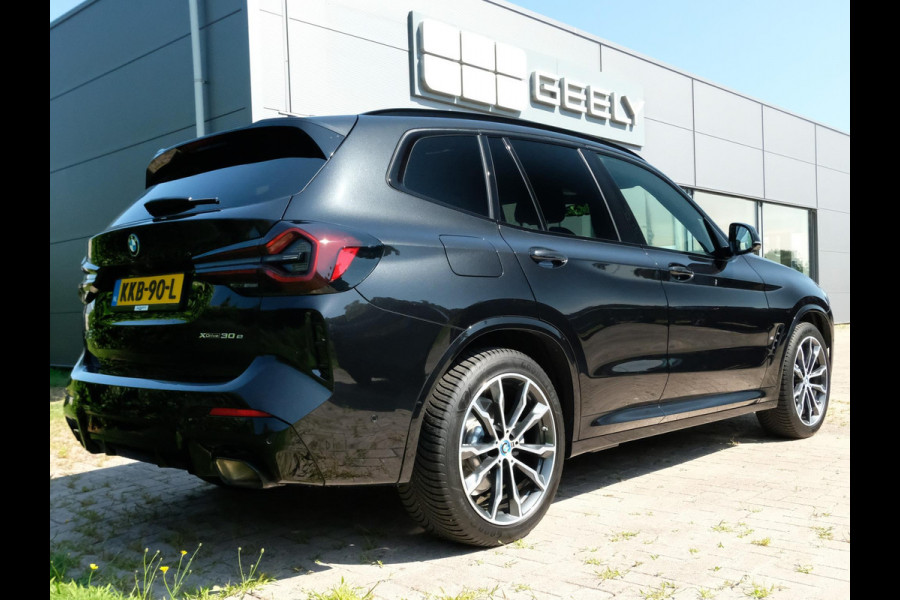 BMW X3 xDrive30e M Sport | Plug-in Hybride | incl. BMW Service Inclusive (5 jaar/100.000 km) | Afneembare Trekhaak | M pakket | Harman Kardon | Sportstoelen | Elektrische stoelen met geheugenfunctie | 360 graden camera | Stoelverwarming | Keyless | Elektrische achterklep | Adaptive Led | High-beam Headlights Control | Head Up Display | Adaptief demping systeem