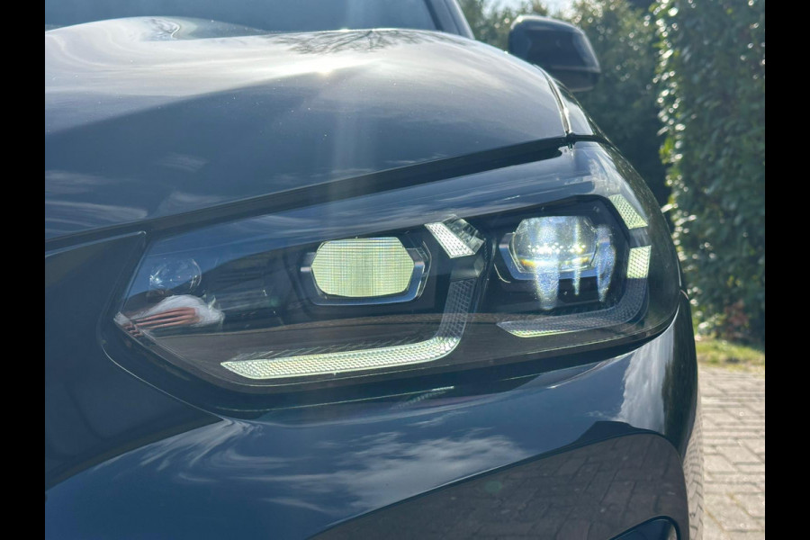 BMW X3 xDrive30e M Sport | Plug-in Hybride | incl. BMW Service Inclusive (5 jaar/100.000 km) | Afneembare Trekhaak | M pakket | Harman Kardon | Sportstoelen | Elektrische stoelen met geheugenfunctie | 360 graden camera | Stoelverwarming | Keyless | Elektrische achterklep | Adaptive Led | High-beam Headlights Control | Head Up Display | Adaptief demping systeem