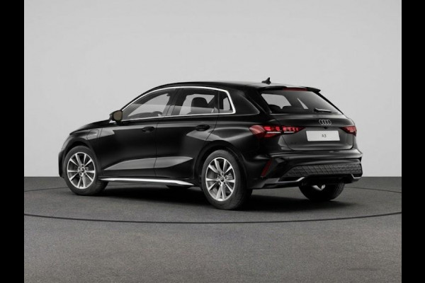 Audi A3 Sportback S edition 40 TFSI e 204 pk | Assis.pak Driving+Parking plus | Warmtewerend glas donker tint | Adaptive Cruise Control | Ambient sfeerverlichting |
