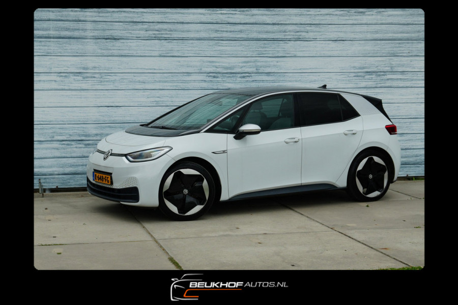 Volkswagen ID.3 First Max 58 kWh Panorama Trekhaak Cam 92.5%