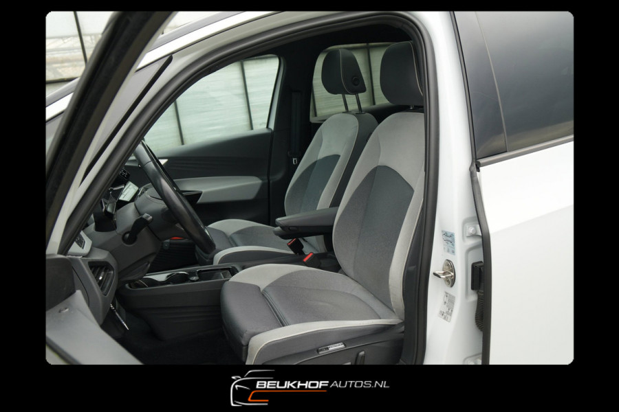 Volkswagen ID.3 First Max 58 kWh Panorama Trekhaak Cam 92.5%