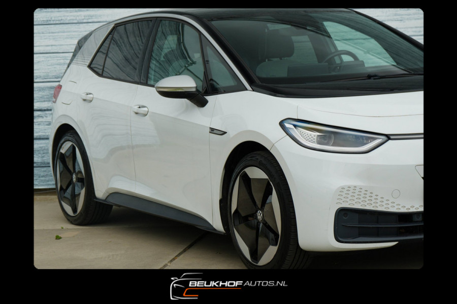 Volkswagen ID.3 First Max 58 kWh Panorama Trekhaak Cam 92.5%