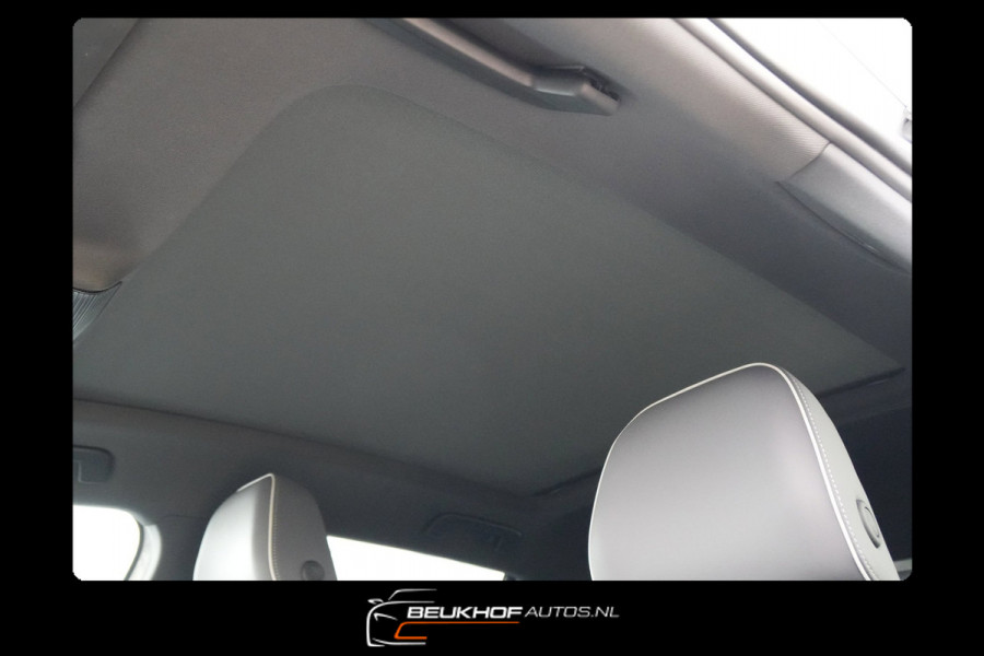 Volkswagen ID.3 First Max 58 kWh Panorama Trekhaak Cam 92.5%