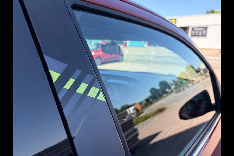 Peugeot 108 1.0 e-VTi Collection / camera