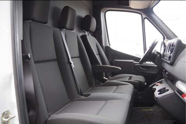 Mercedes-Benz Sprinter 319 3.0 V6 L2H2 3P, AUT. LED, STANDKACHEL, STOELVERWARMING, CAMERA, CRUISE, LEDER STUUR, NAVI BY APPLE CARPLAY