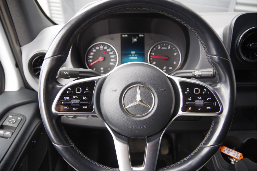 Mercedes-Benz Sprinter 319 3.0 V6 L2H2 3P, AUT. LED, STANDKACHEL, STOELVERWARMING, CAMERA, CRUISE, LEDER STUUR, NAVI BY APPLE CARPLAY