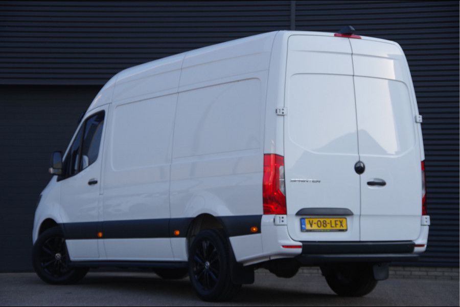 Mercedes-Benz Sprinter 319 3.0 V6 L2H2 3P, AUT. LED, STANDKACHEL, STOELVERWARMING, CAMERA, CRUISE, LEDER STUUR, NAVI BY APPLE CARPLAY