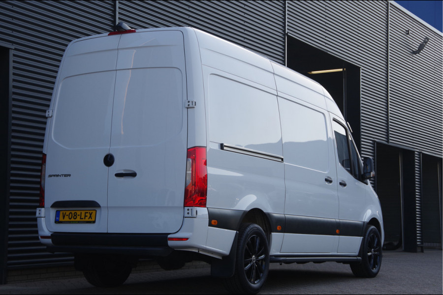 Mercedes-Benz Sprinter 319 3.0 V6 L2H2 3P, AUT. LED, STANDKACHEL, STOELVERWARMING, CAMERA, CRUISE, LEDER STUUR, NAVI BY APPLE CARPLAY