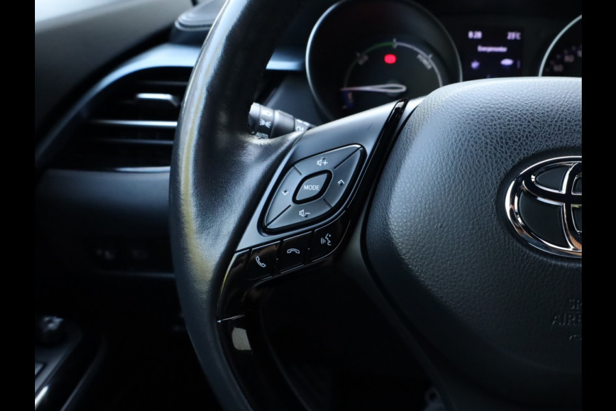 Toyota C-HR 1.8 Hybrid Dynamic | Carplay | Stoelverwarming | Trekhaak