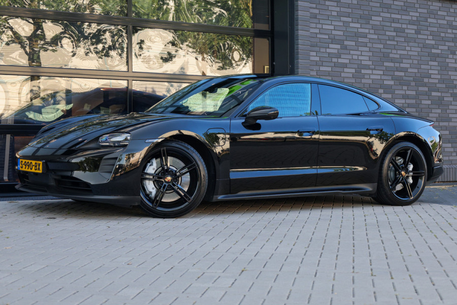 Porsche Taycan 79 kWh | BTW | BOSE | PASSANGER DISPLAY | 360 | SPORT CHRONO | ACC |  21'' |