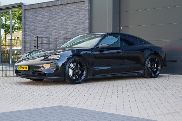Porsche Taycan 79 kWh | BTW | BOSE | PASSANGER DISPLAY | 360 | SPORT CHRONO | ACC |  21'' |