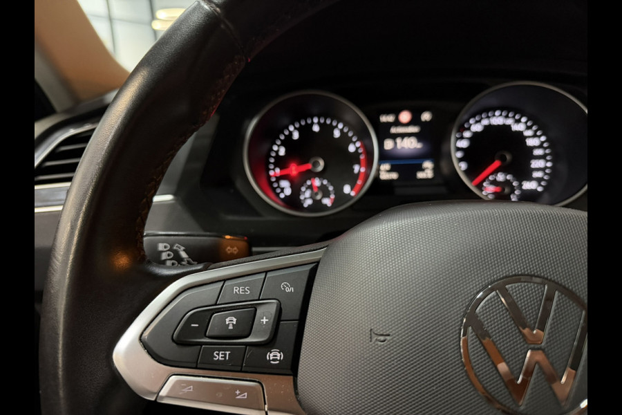Volkswagen Tiguan 1.5 TSI ACT Active 150PK|1800KG Trekgewicht|1e Eigenaar|Adaptive Cruise|Trekhaak|CarPlay|Rijklaar