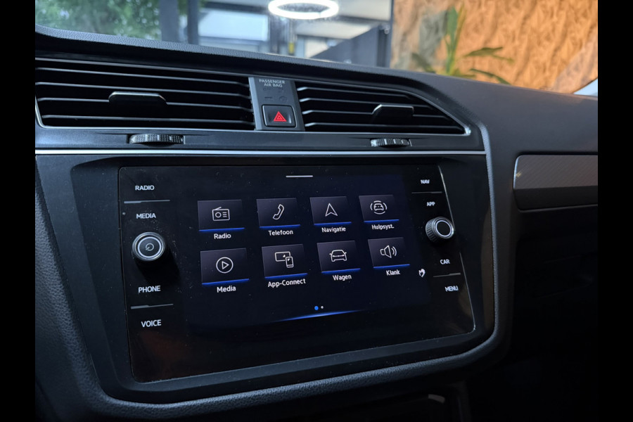 Volkswagen Tiguan 1.5 TSI ACT Active 150PK|1800KG Trekgewicht|1e Eigenaar|Adaptive Cruise|Trekhaak|CarPlay|Rijklaar