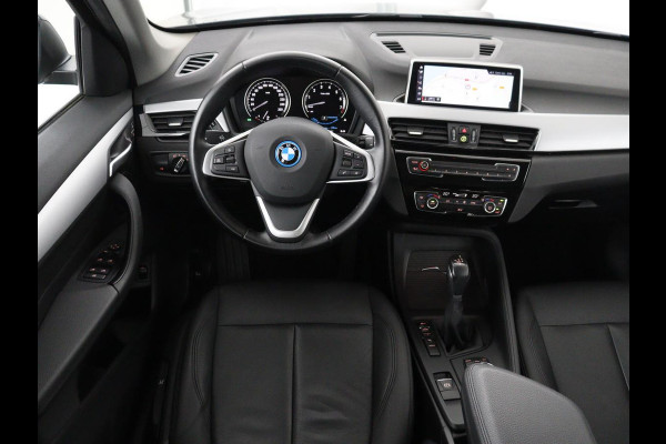 BMW X1 xDrive25e | Panaramadak | Camera | Cruise control | Climate control | Buetooth | Navigatie | DAB+