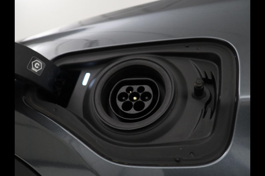 BMW X1 xDrive25e | Panaramadak | Camera | Cruise control | Climate control | Buetooth | Navigatie | DAB+