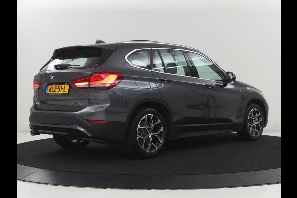 BMW X1 xDrive25e | Panaramadak | Camera | Cruise control | Climate control | Buetooth | Navigatie | DAB+