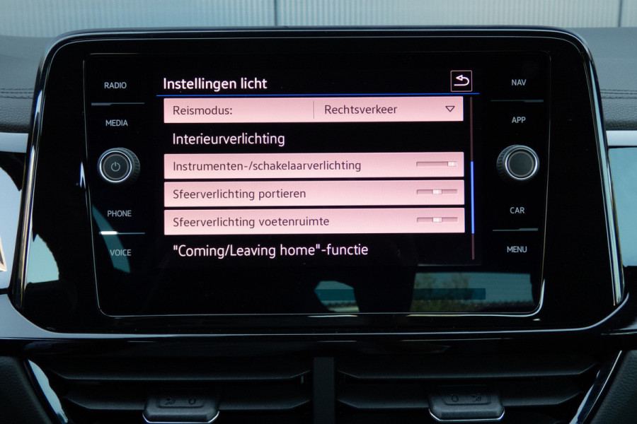 Volkswagen T-Roc Cabrio 1.5 TSI R-Line | ACC | Stoel & Stuurverwarming | Apple Carplay | Black Style