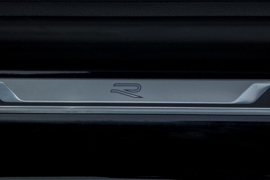 Volkswagen T-Roc Cabrio 1.5 TSI R-Line | ACC | Stoel & Stuurverwarming | Apple Carplay | Black Style