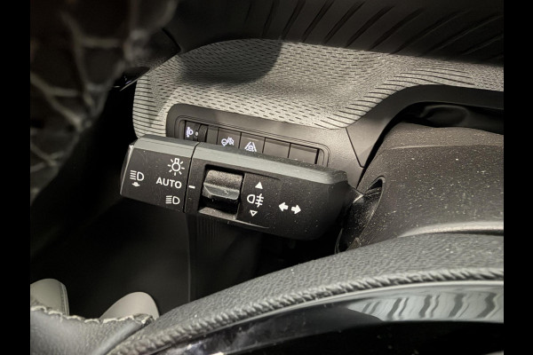 Citroën ë-C3 Max Automaat 113pk 44 kWh Climate Control Half lederen bekleding Led Navigatie Apple Carplay/Android Auto Lichtmetalen Velgen Cruise Control Parkeer sensoren