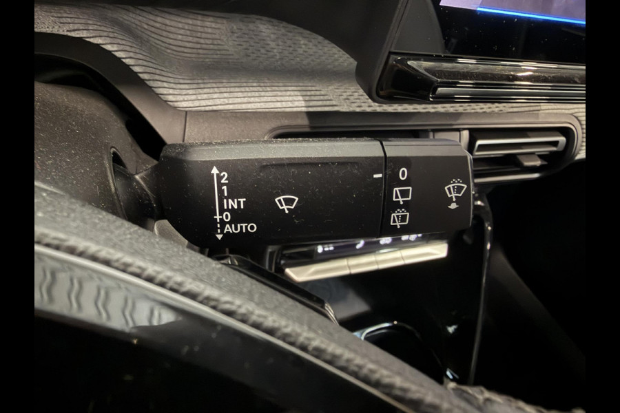Citroën ë-C3 Max Automaat 113pk 44 kWh Climate Control Half lederen bekleding Led Navigatie Apple Carplay/Android Auto Lichtmetalen Velgen Cruise Control Parkeer sensoren