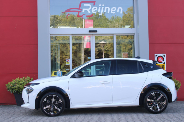 Lancia Ypsilon 1.2 Hybrid 110PK AUTOMAAT LX | CAMERA VOOR + ACHTER | PARKEERSENSOREN VOOR + ACHTER | DRIVE PACK: ADAPTIVE CRUISE CONTROL/DODEHOEK DETECTIE/ELEKTRISCH INKLAPBARE BUITENSPIEGELS/SPROTIEF STUURWIEL | SFEER VERLICHTING | CLIMATE CONTROL | DRAADLOZE APPLE CARPLAY/ANDROID AUTO | DRAADLOZE TELEFOONLADER | 17"  LICHTMETALEN VELGEN "DIAMOND CUT" | WIELKASTEN "GLOSSY BLACK" | PRIVACY GLAS ACHTER | PREMIUM STOELBEKLEDING "GRIGIO ANTRACITE" | KLEUR: "BIANCO QUARZO" |