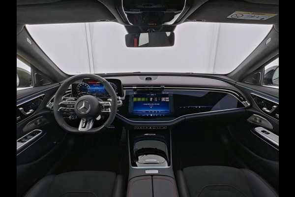 Mercedes-Benz E-Klasse Estate Mercedes-AMG 53 4MATIC+ AMG Performance Sitz-Paket Advanced | AMG DYNAMIC PLUS Paket | Panorama Schuif-Kanteldak | Trekhaak. Inclusief 24 maanden Mercedes-Benz Certified garantie voor Europa.